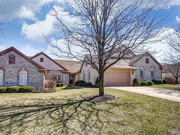 2nd image of 6810 Lorien Woods Dr