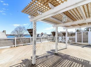 6 Governor Long Rd, Hingham, MA 02043