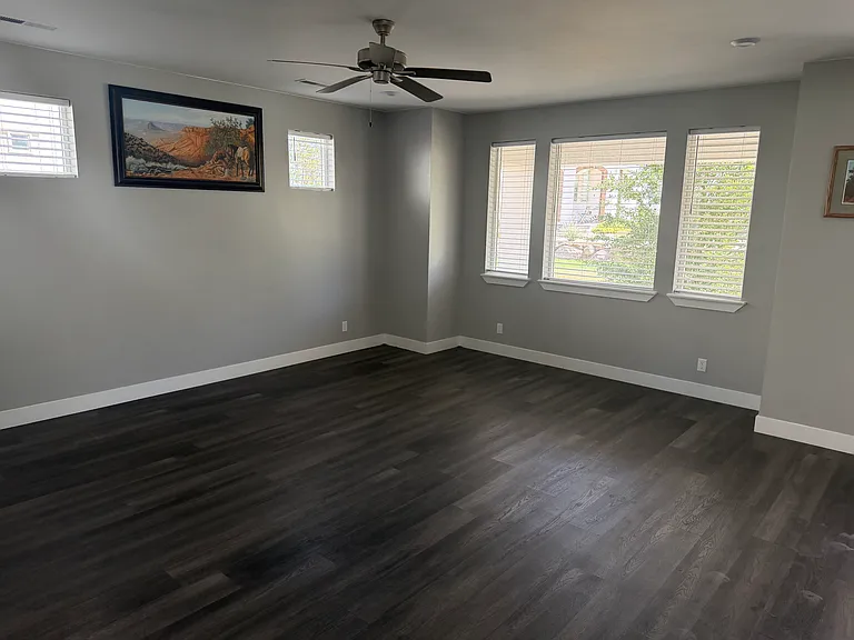 753 W Red Marble Ln — Photo 10