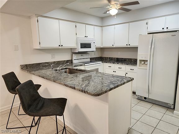 4th image of 12963 Meadowood Ct