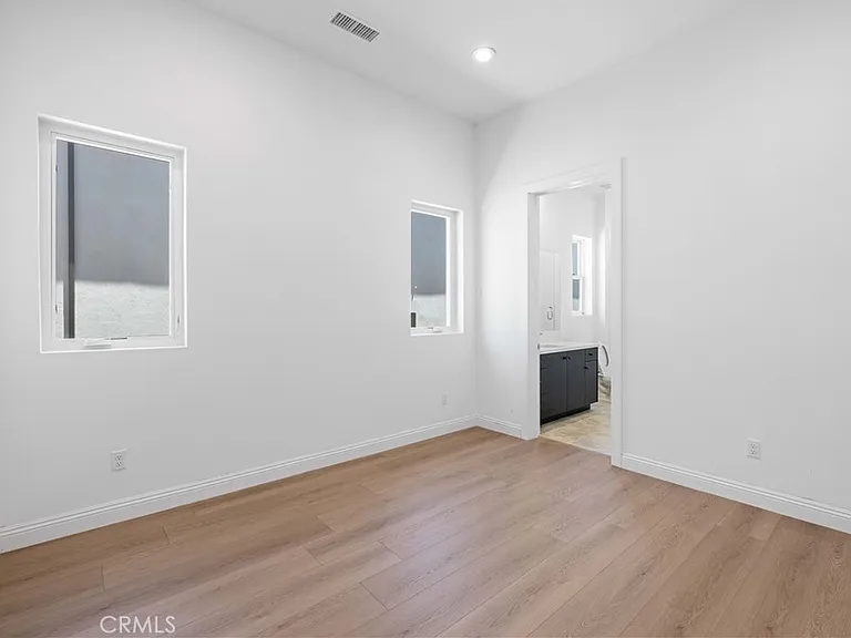 11712 N Churchill Way — Photo 5