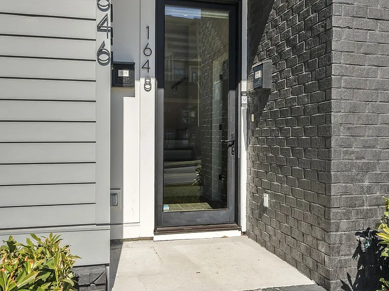 1648 19th Ave S #12 — Photo 28