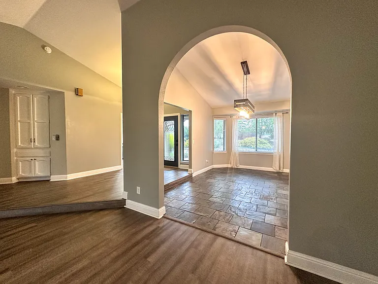23891 Shoreline Ct — Photo 17