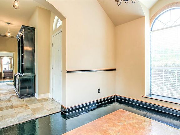 4th image of 7010 Echo Lake Ct