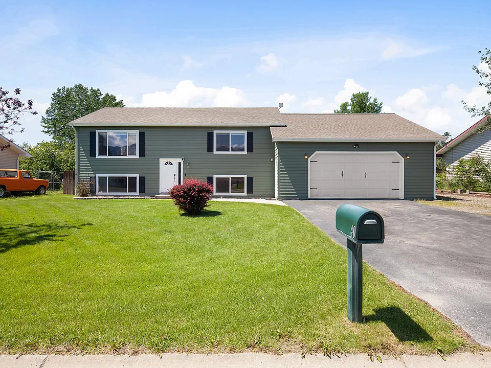 40 Grace Rd
