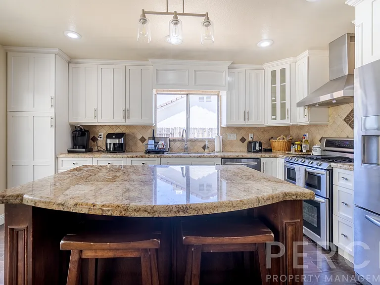 3770 Dunbarton Way — Photo 9