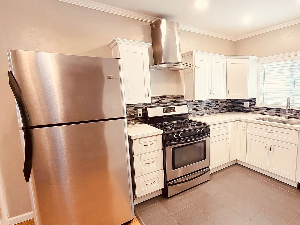1st image of 4049 30th St #56