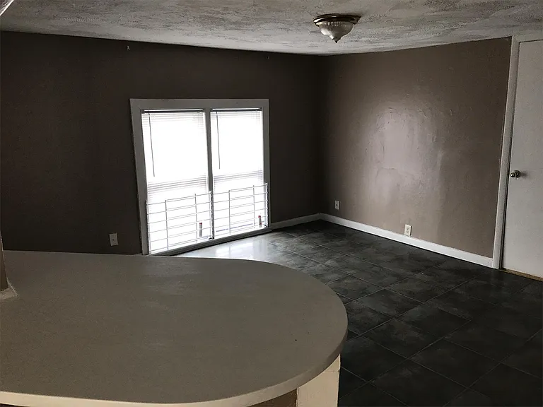 801 E Center St #3 — Photo 3