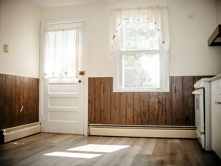 1078 Kelly Dr — Photo 18