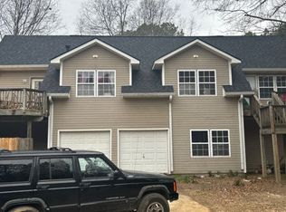 7985 Woods Rd, Fairburn, GA 30213