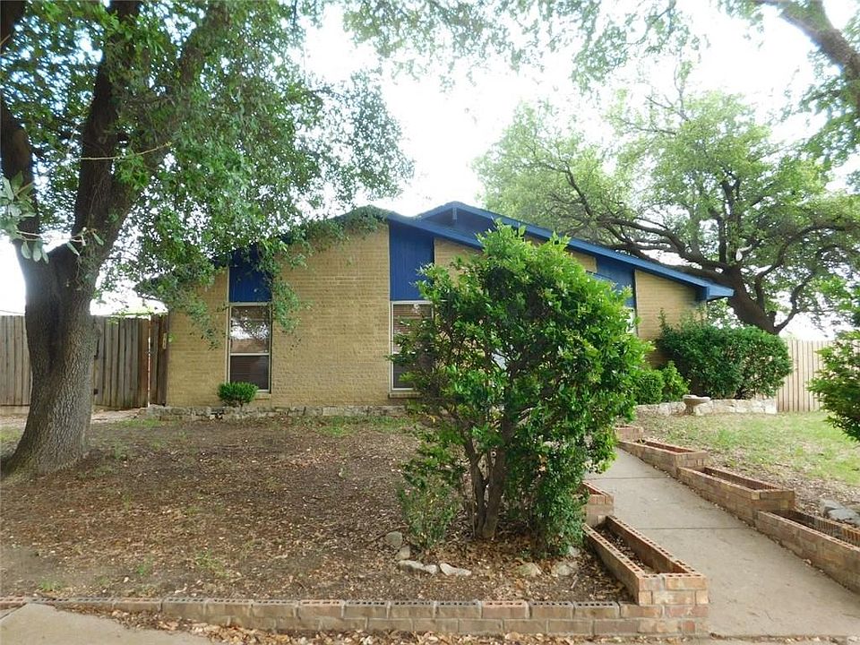1st image of 3430 Janwood Ln