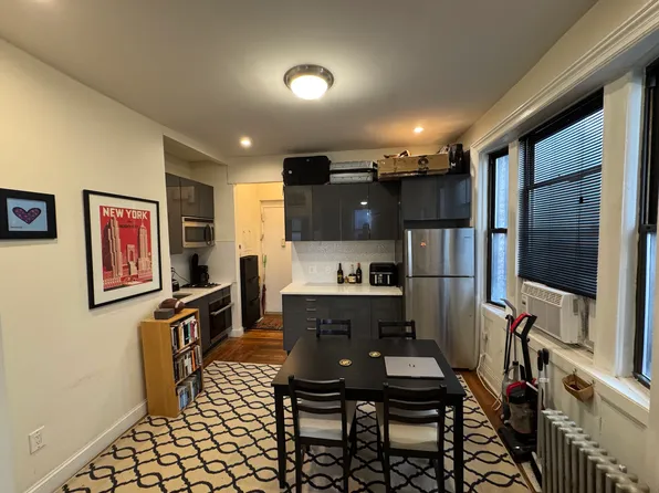 139 East 30th Street image 7 of 13