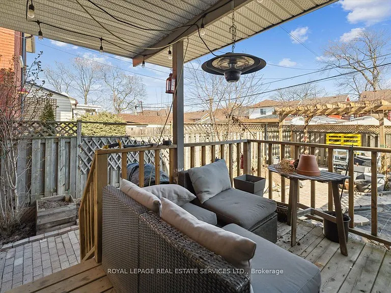 28 Saint Matthews Ave — Photo 28