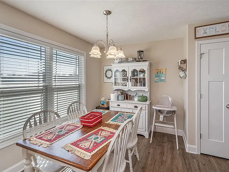 692 Northridge Dr — Photo 10