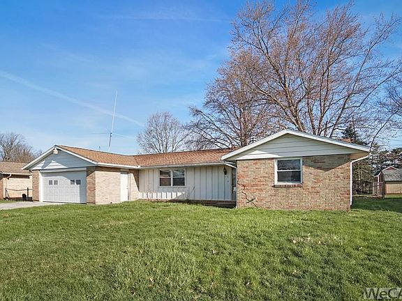 2nd image of 304 Marcella Ln
