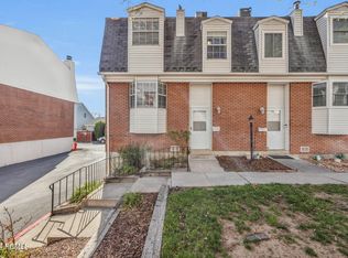 8270 S Williamsburg Park Cir, Sandy, UT 84070