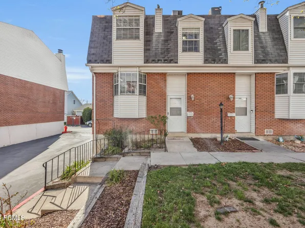 8270 S Williamsburg Park Cir, Sandy, UT 84070