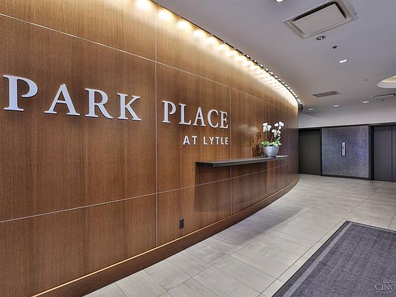 4th image of 400 Pike St Unit 518