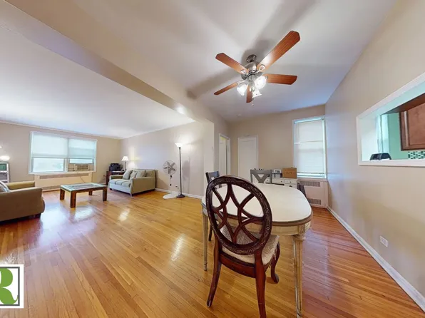 902 Ocean Parkway image 4 of 8