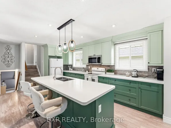 570 Annandale St, Oshawa, ON L1H 7S7