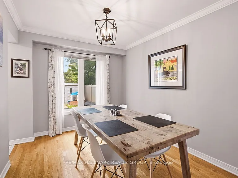 1542 Tonilee Dr — Photo 10