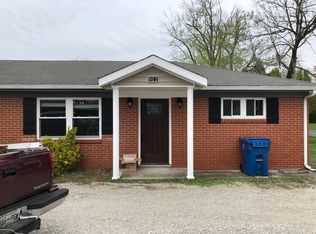 911 Oak Dr, Manchester, TN 37355