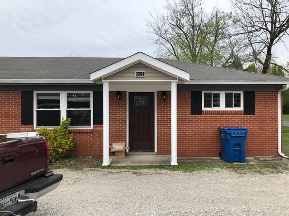911 Oak Dr