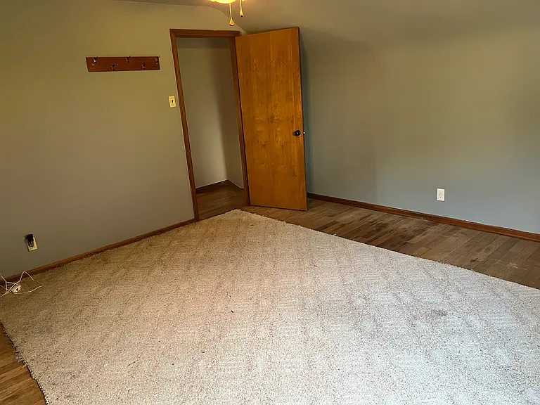 1030 Minellen Dr — Photo 6
