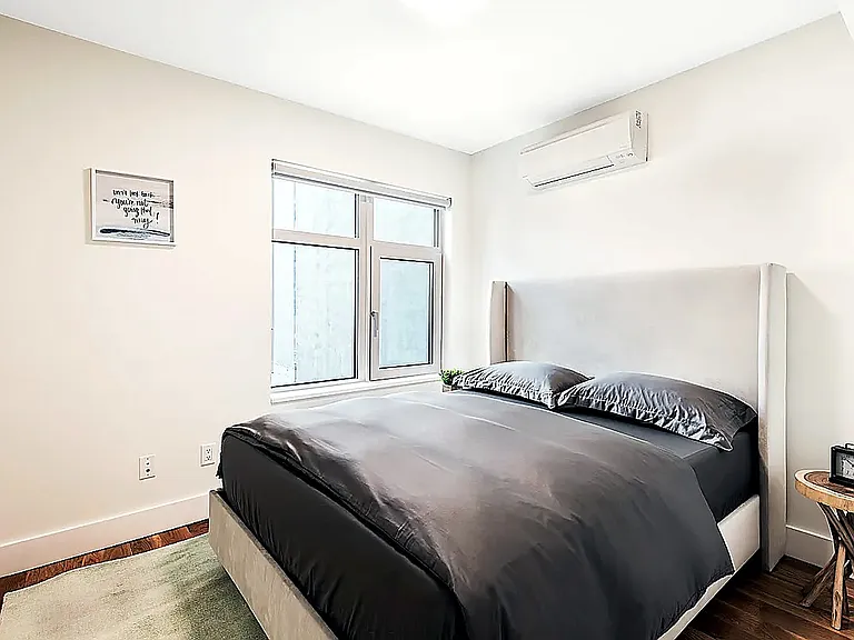 219 S 3rd St #5R — Photo 8