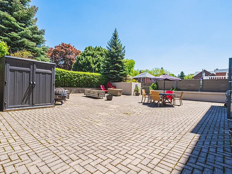 1425 Bayview Ave — Photo 9