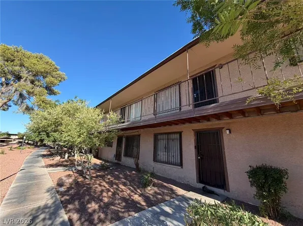 595 S Royal Crest Cir Unit 8, Las Vegas, NV 89169