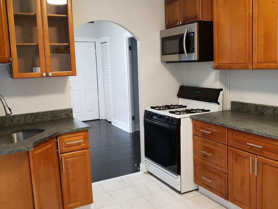 1st image of 3742 S Paulina St APT 1R