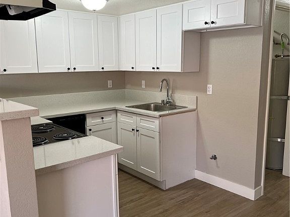4th image of 1623 E Harmon Ave #3
