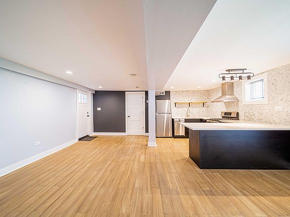 Kitchen/Living Room.