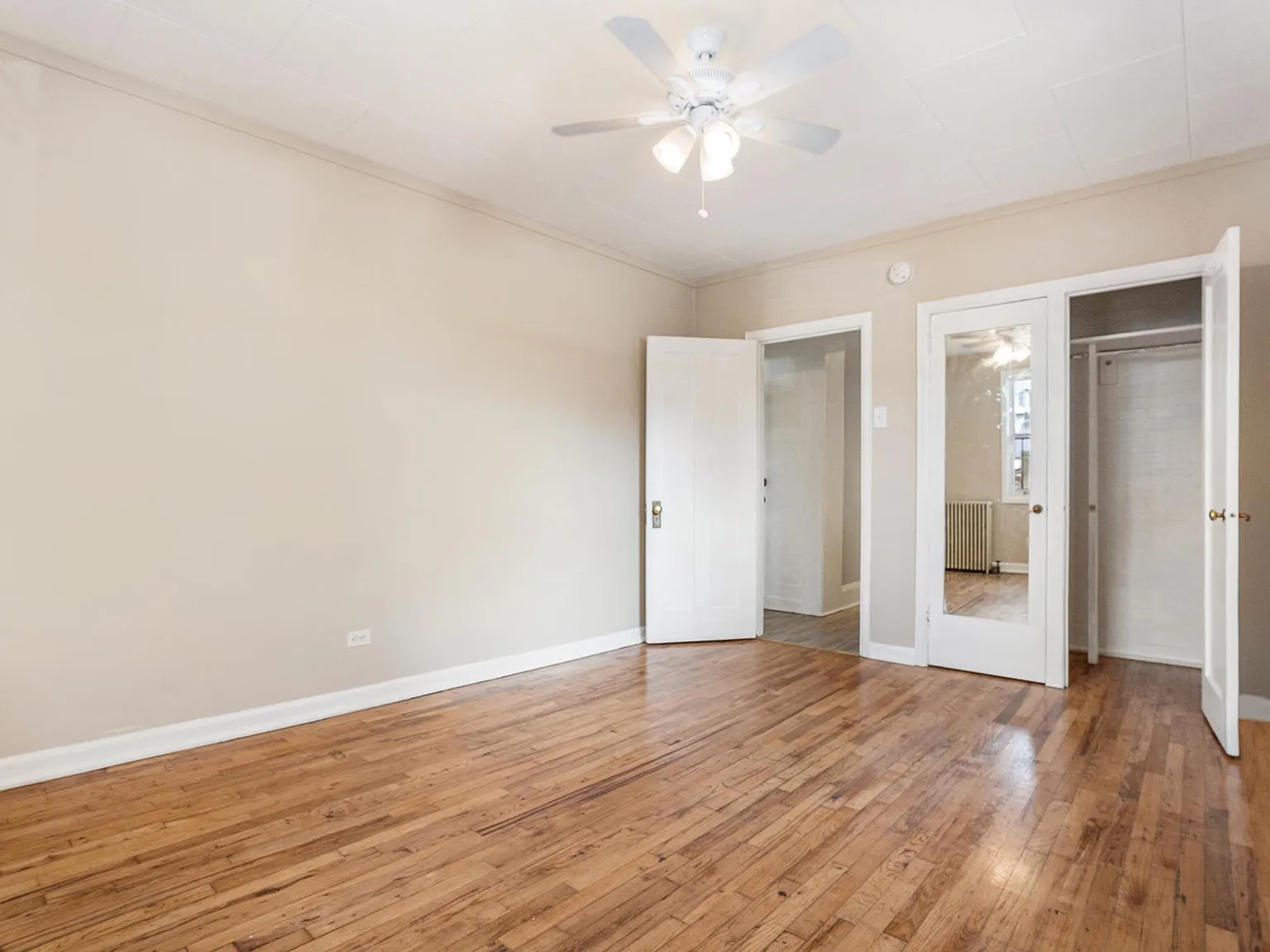 1415 Detroit St — Photo 2