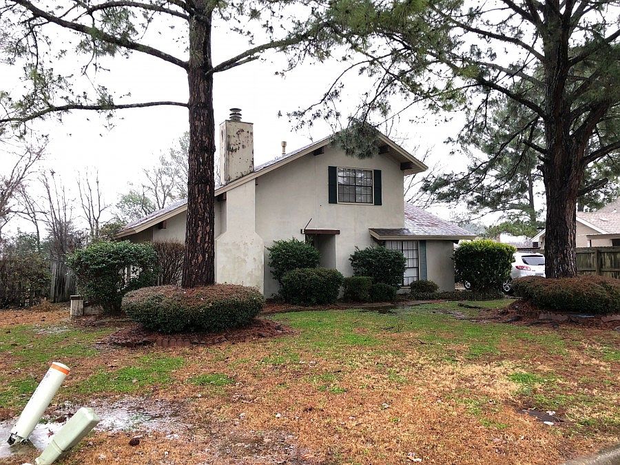 2nd image of 1324 Pampas Point