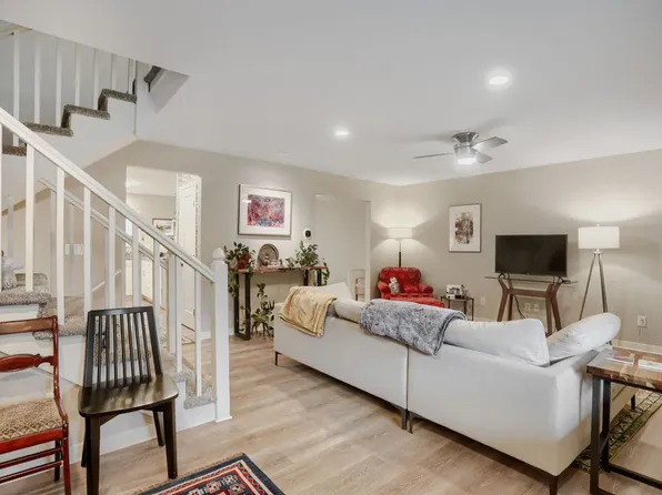 1530 Greenbriar Blvd, Boulder, CO 80305