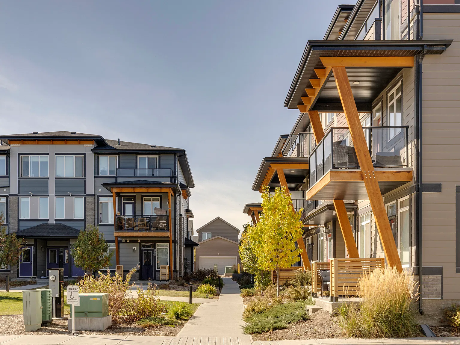 Livingston Townhomes — Photo 3