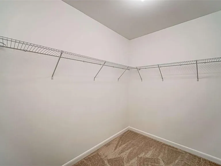 2218 Woodfern Dr — Photo 48