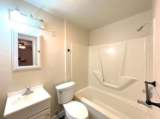 405 Clubhouse Dr, Lusby, MD 20657