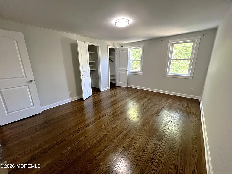 317-325 Bath Ave #15 — Photo 11