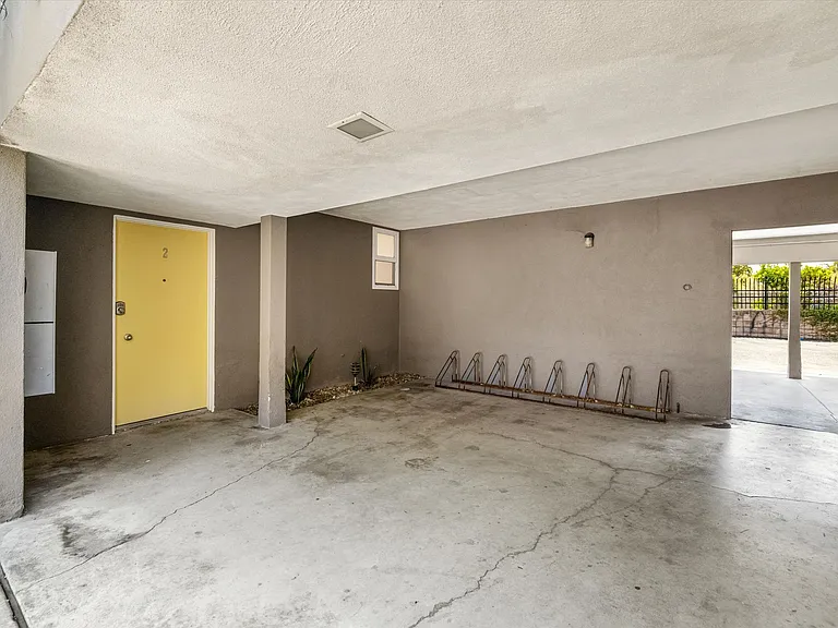 Renovated Apartments in Isla Vista — Photo 9