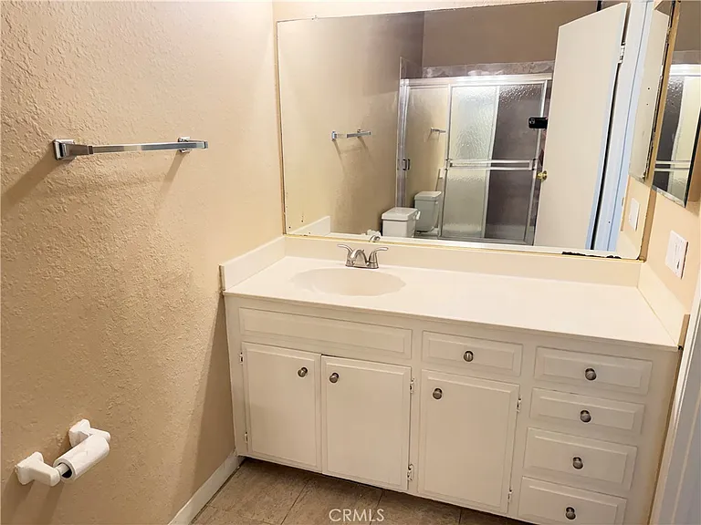 420 E Blueridge Ave — Photo 13