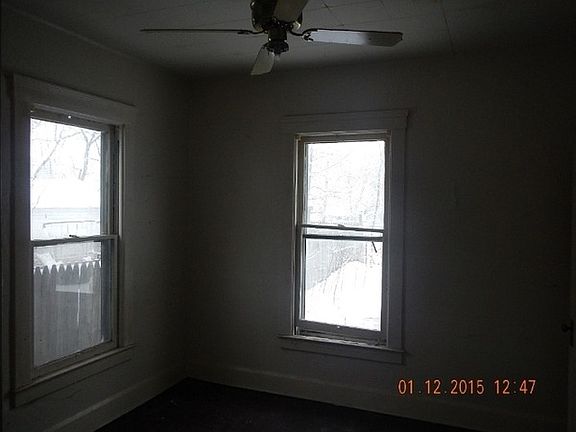 3rd image of 1120 East Ave #1