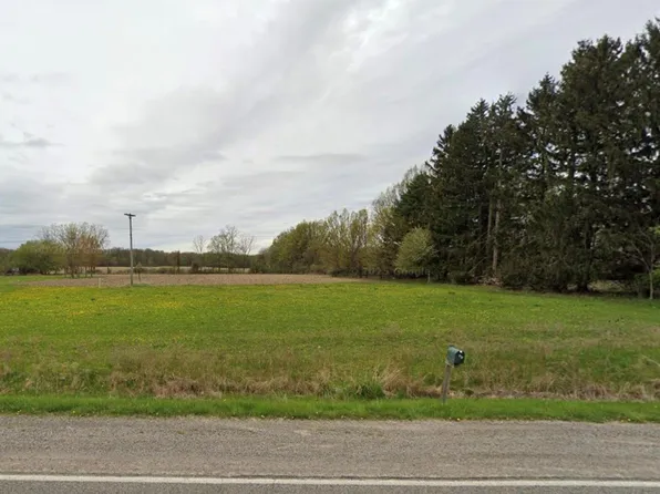 4144 S Seymour Rd, Swartz Creek, MI 48473