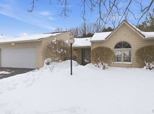 6308 Hamlet Crst, Jamesville, NY 13078