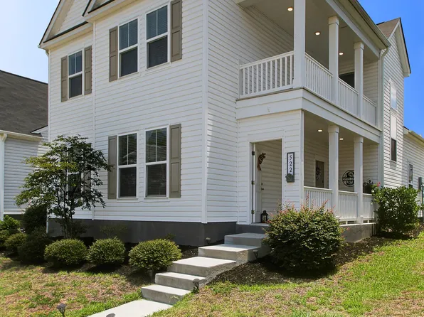 522 Spring Hollow Dr, Charleston, SC 29492