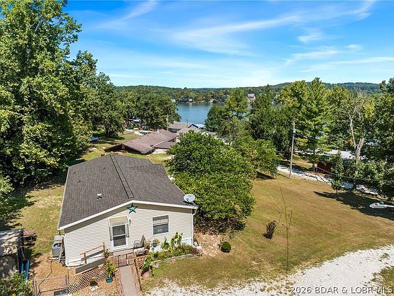 2nd image of 813 Tonka Spring Rd