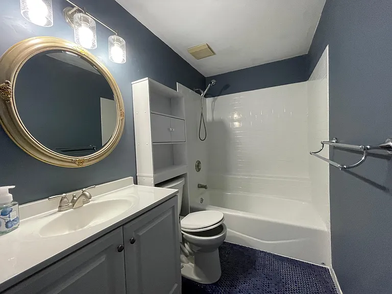 6 Squire Ct #2 — Photo 19