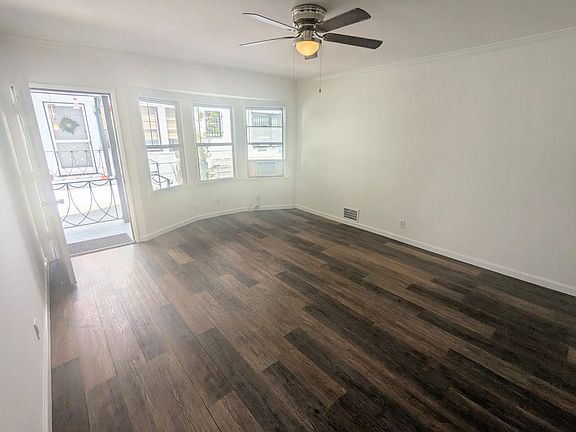 4th image of 727 N Edinburgh Ave